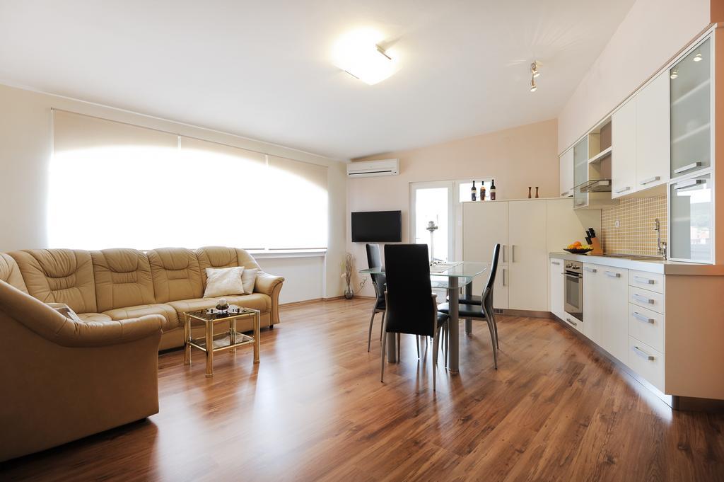 Apartment Jaz ビビニェ 部屋 写真