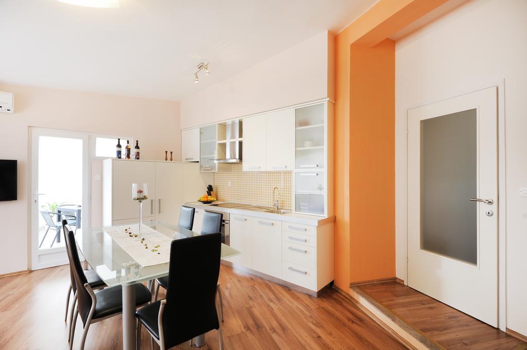 Apartment Jaz ビビニェ 部屋 写真